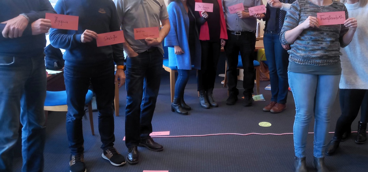 Feldarbeit und Deep democracy